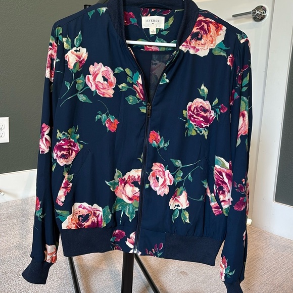 Everly Floral Bomber Jacket - Picture 1 of 3